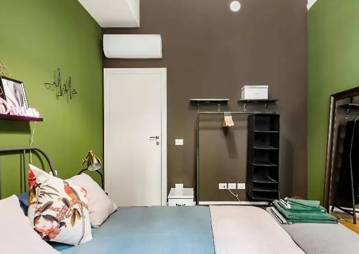 Hacca Collection-Plush Urban Sanctuary In The Milan City Center